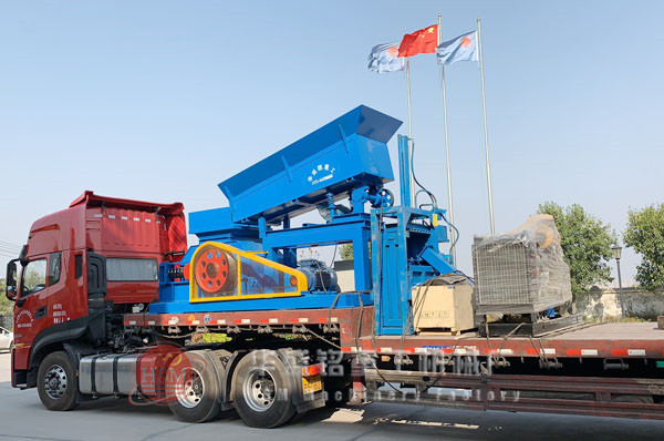 移動(dòng)對輥制砂機(jī)