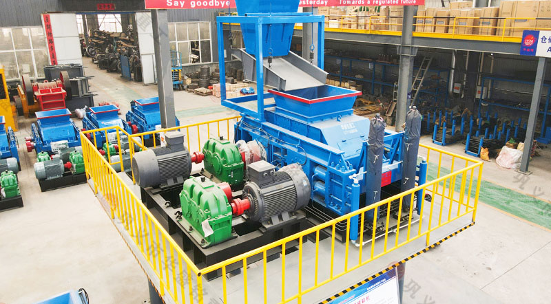 液壓對(duì)輥制砂機(jī)多少錢(qián)一臺(tái)